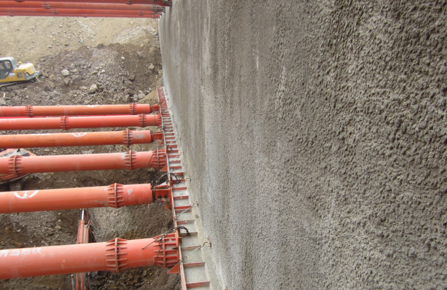 十堰深基坑支护设计与施工管理